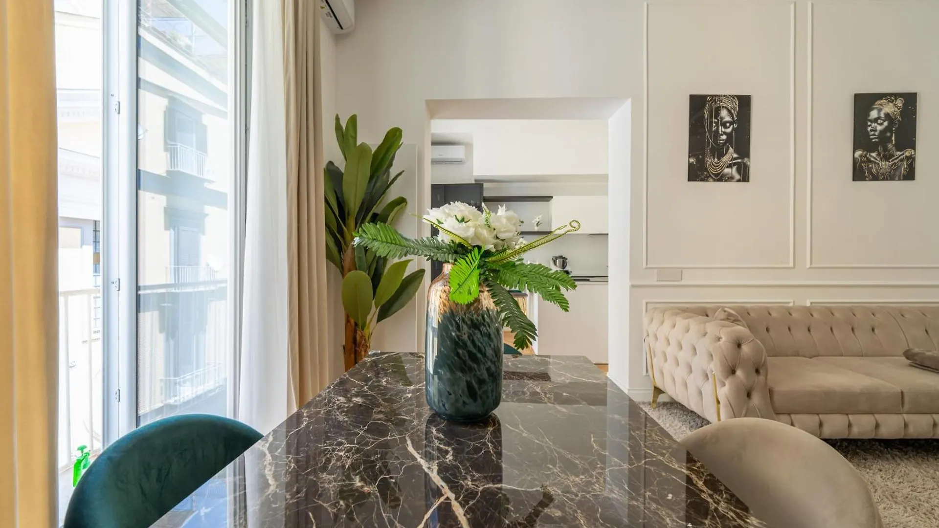 Aristocrat Chiaia Bridge Apartment Naples 0*,  Italy