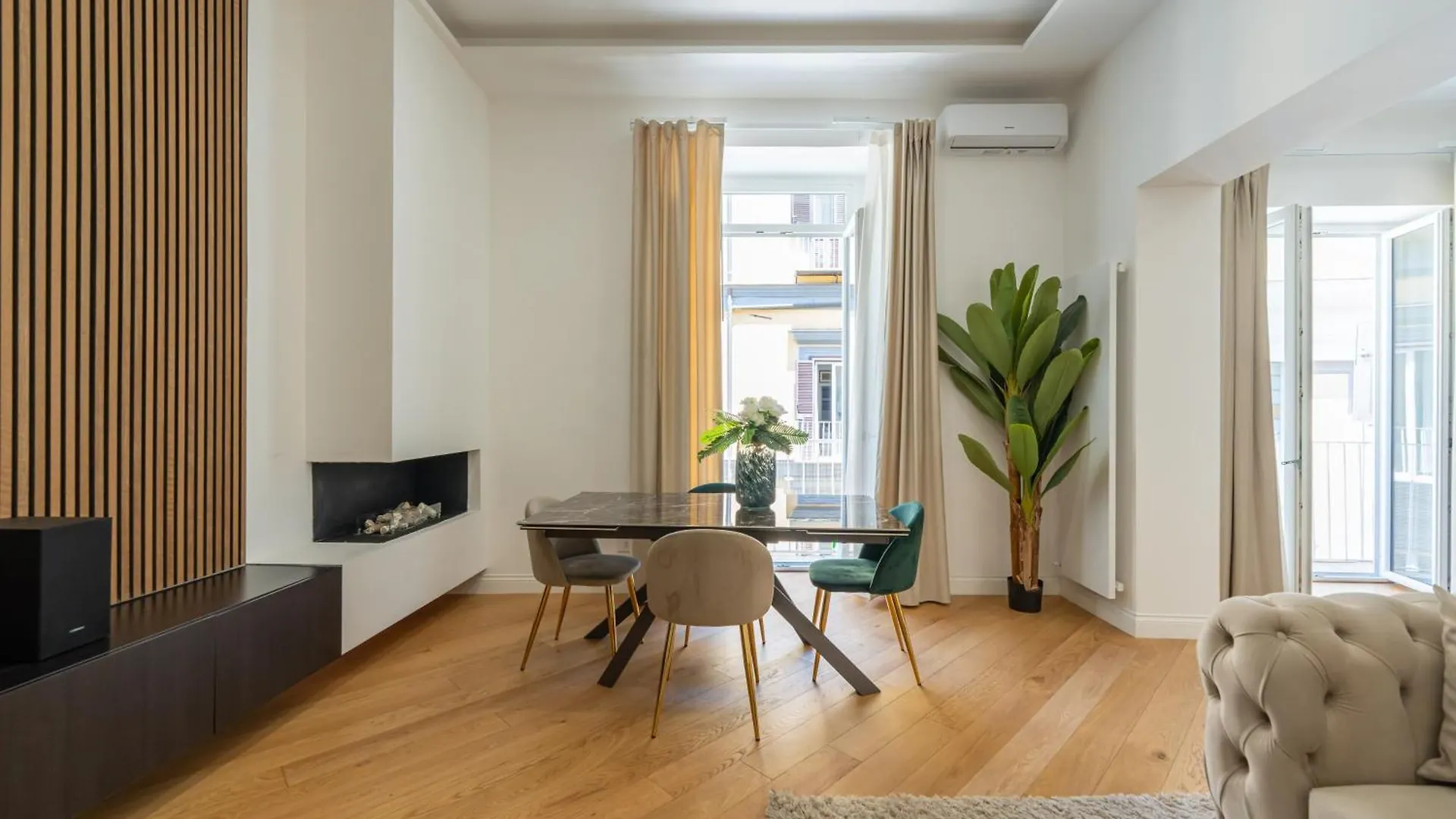 Apartmán Aristocrat Chiaia Bridge Neapol